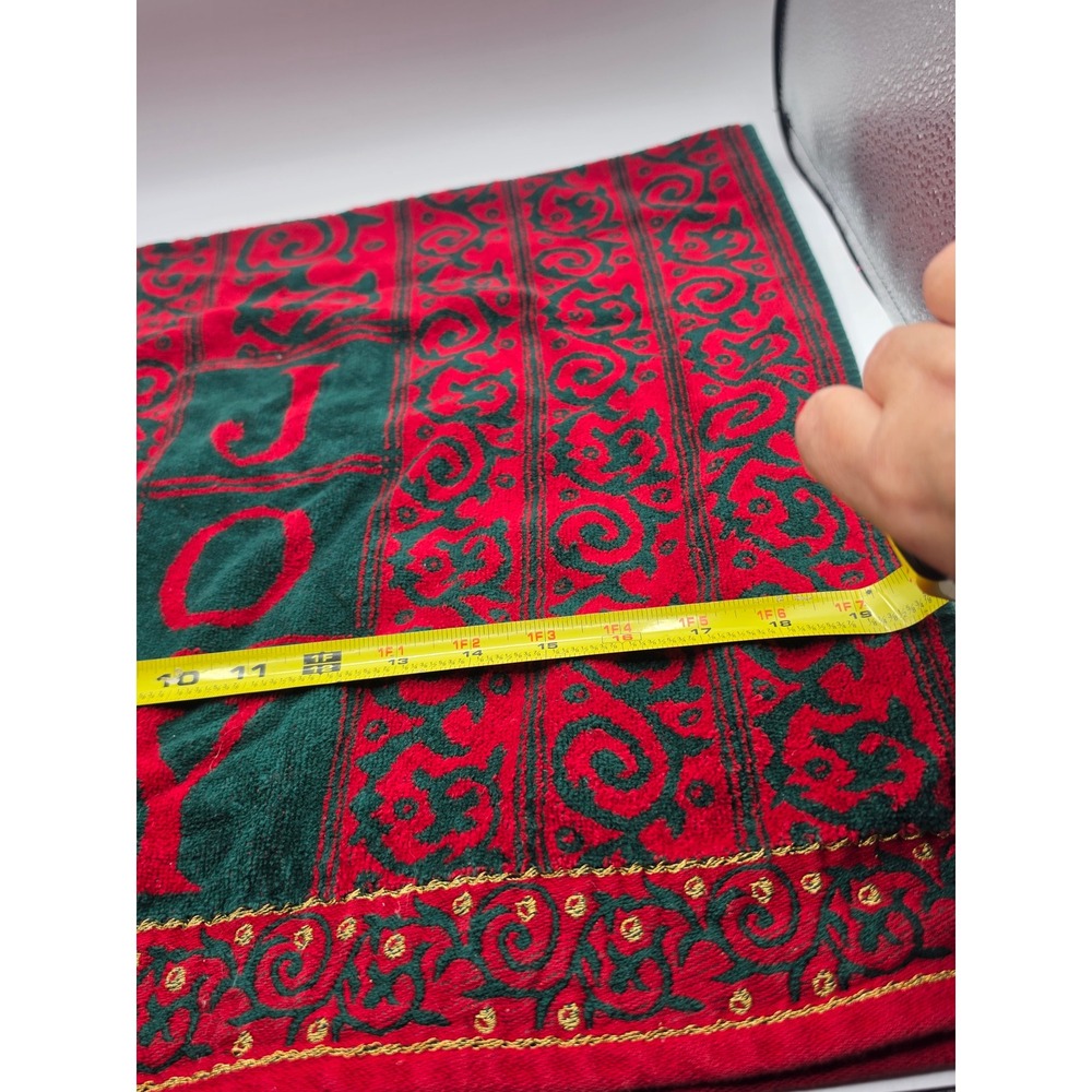 JCPenney Home Collection Christmas Joy Hand Towels Set of 2 Red Green Gold - Picture 9 of 9